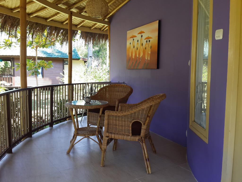 Oasi Bungalows Hotel Gili Air Exterior foto