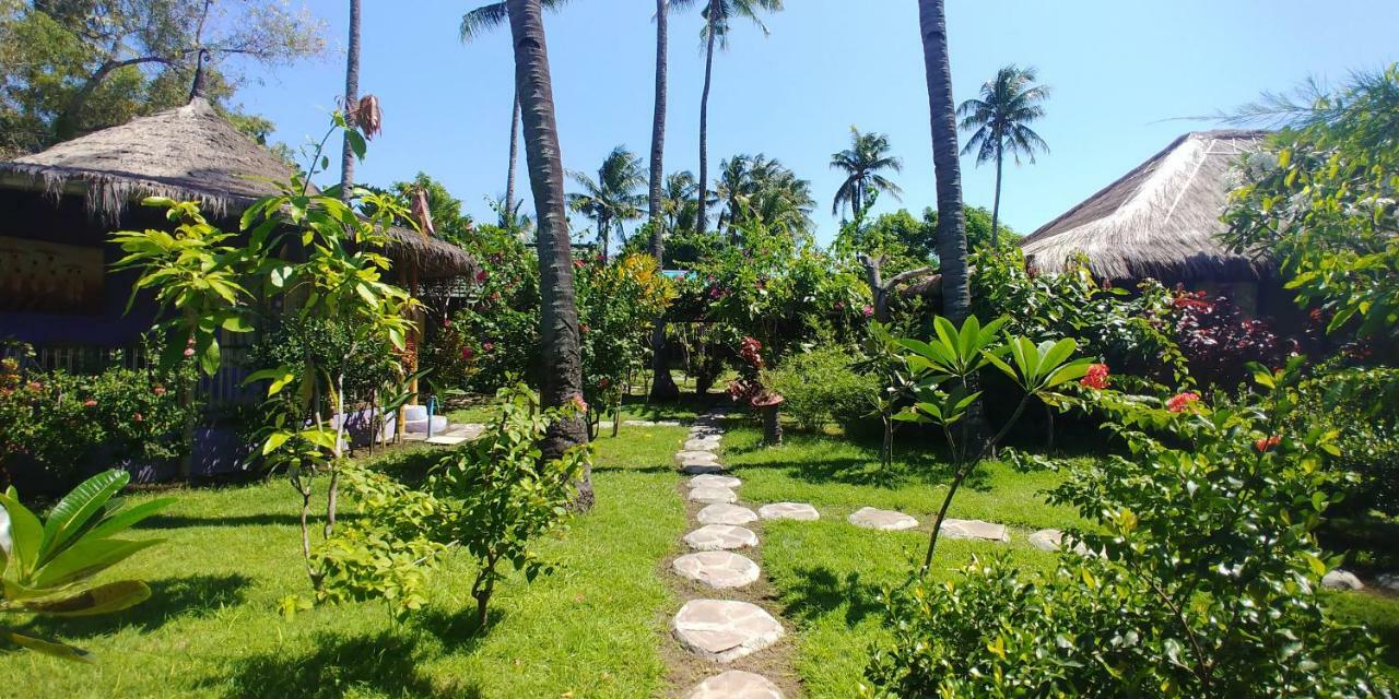 Oasi Bungalows Hotel Gili Air Exterior foto