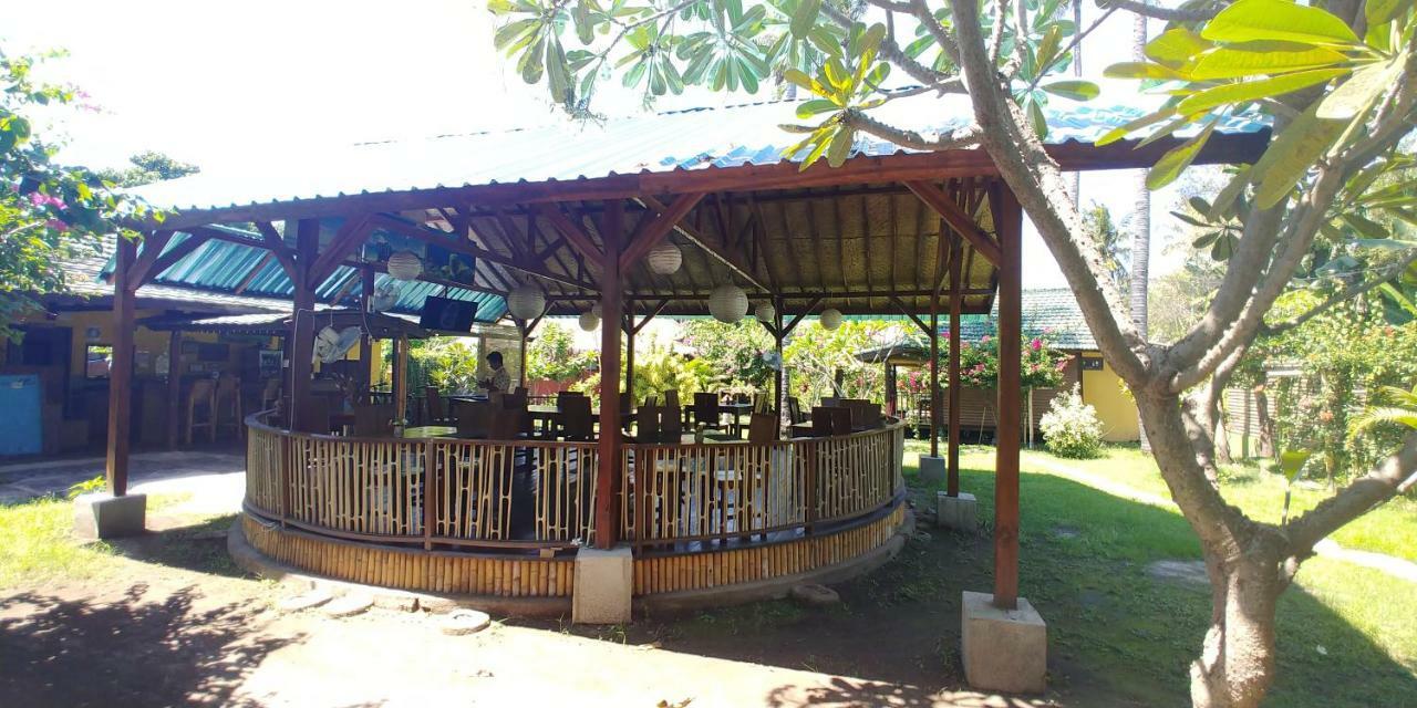 Oasi Bungalows Hotel Gili Air Exterior foto